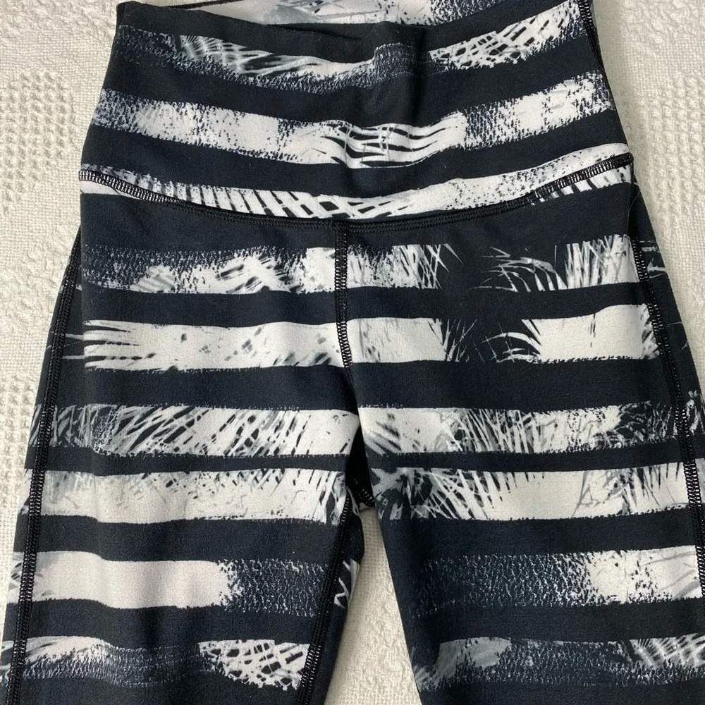lululemon athletica size womens